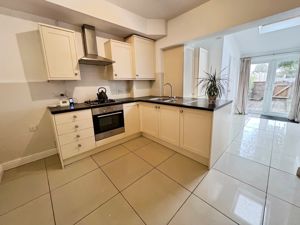 Kitchen- click for photo gallery